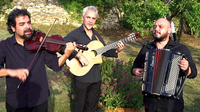 Wedding folk trio Tuscany Italy